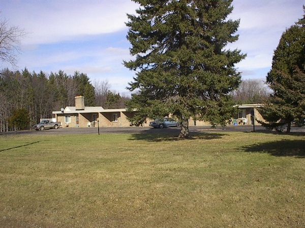 Yoldanda Motorest (Dixie Highway Efficiencies) - Real Estate Photo (newer photo)